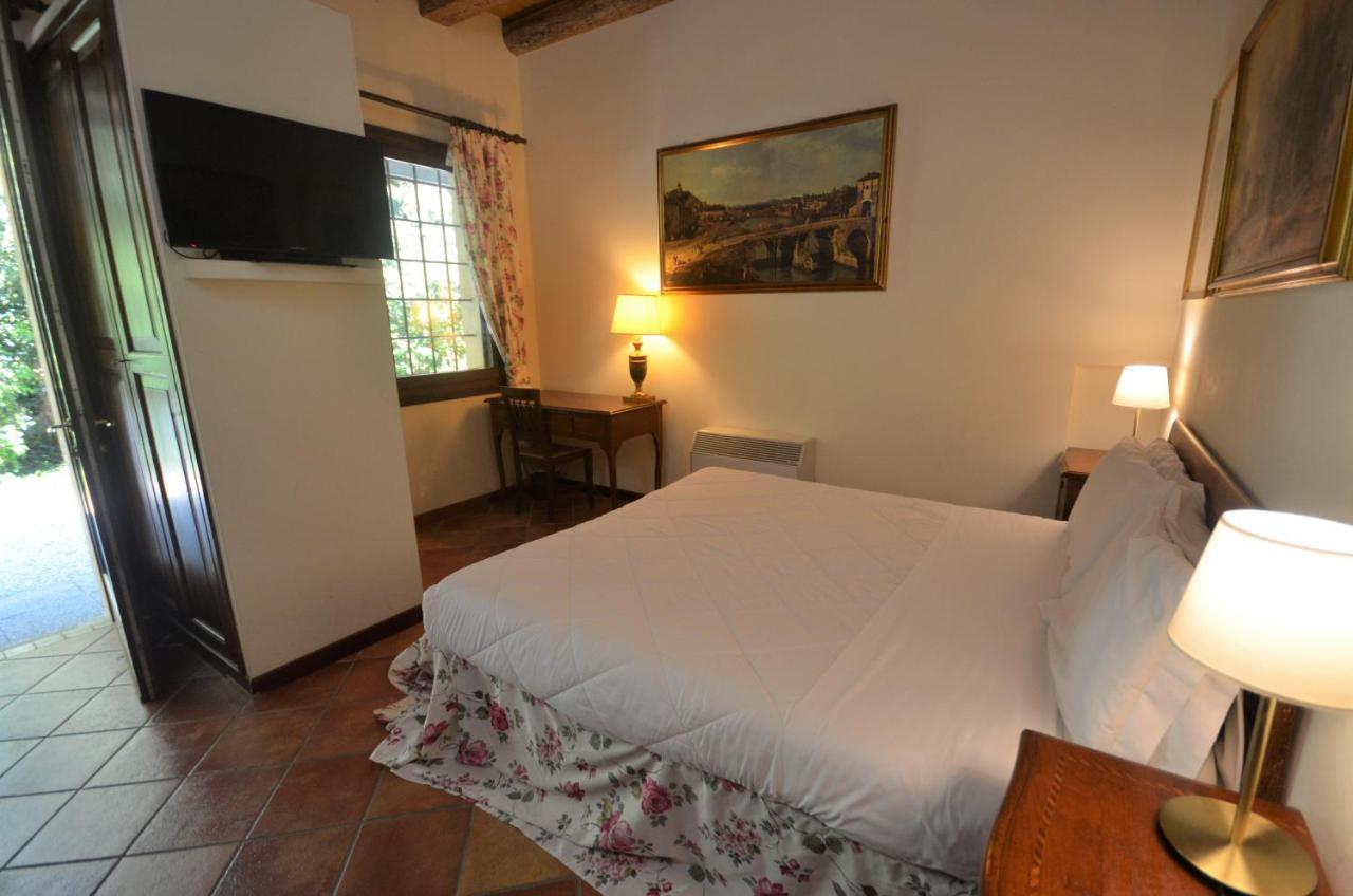 Hotel Villa Luppis Pasiano Di Pordenone エクステリア 写真