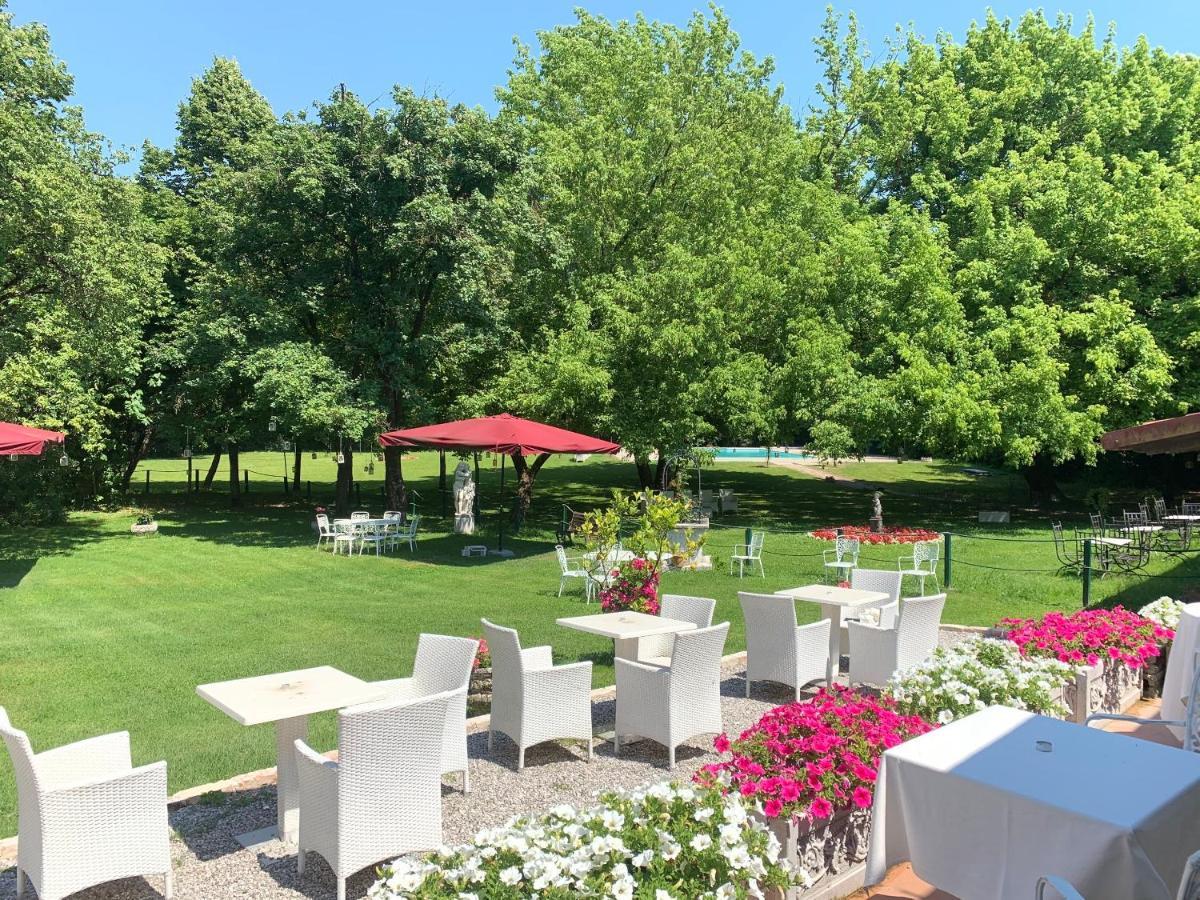 Hotel Villa Luppis Pasiano Di Pordenone エクステリア 写真