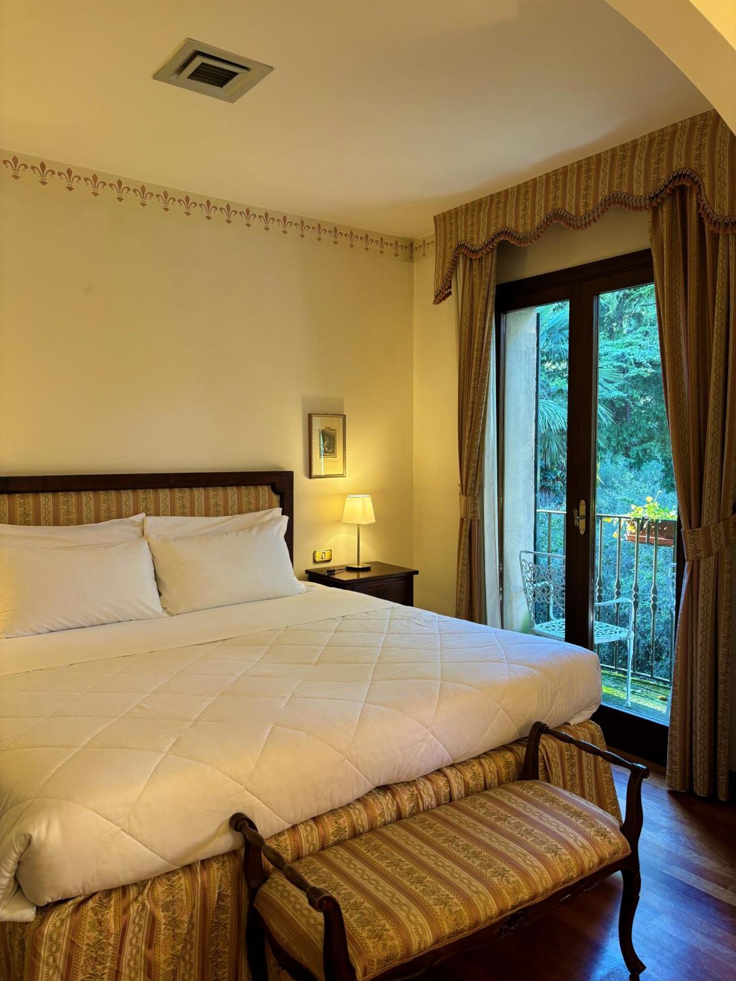 Hotel Villa Luppis Pasiano Di Pordenone エクステリア 写真