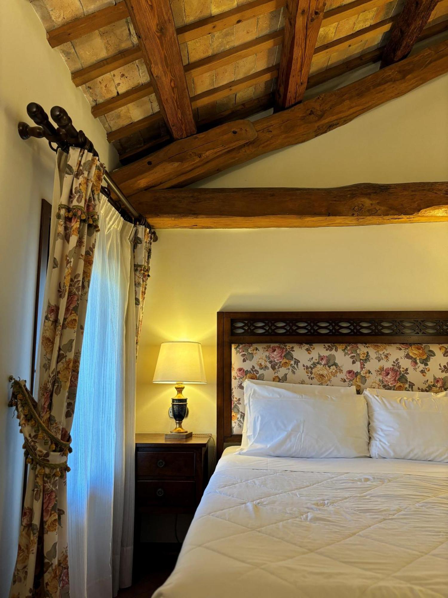 Hotel Villa Luppis Pasiano Di Pordenone エクステリア 写真
