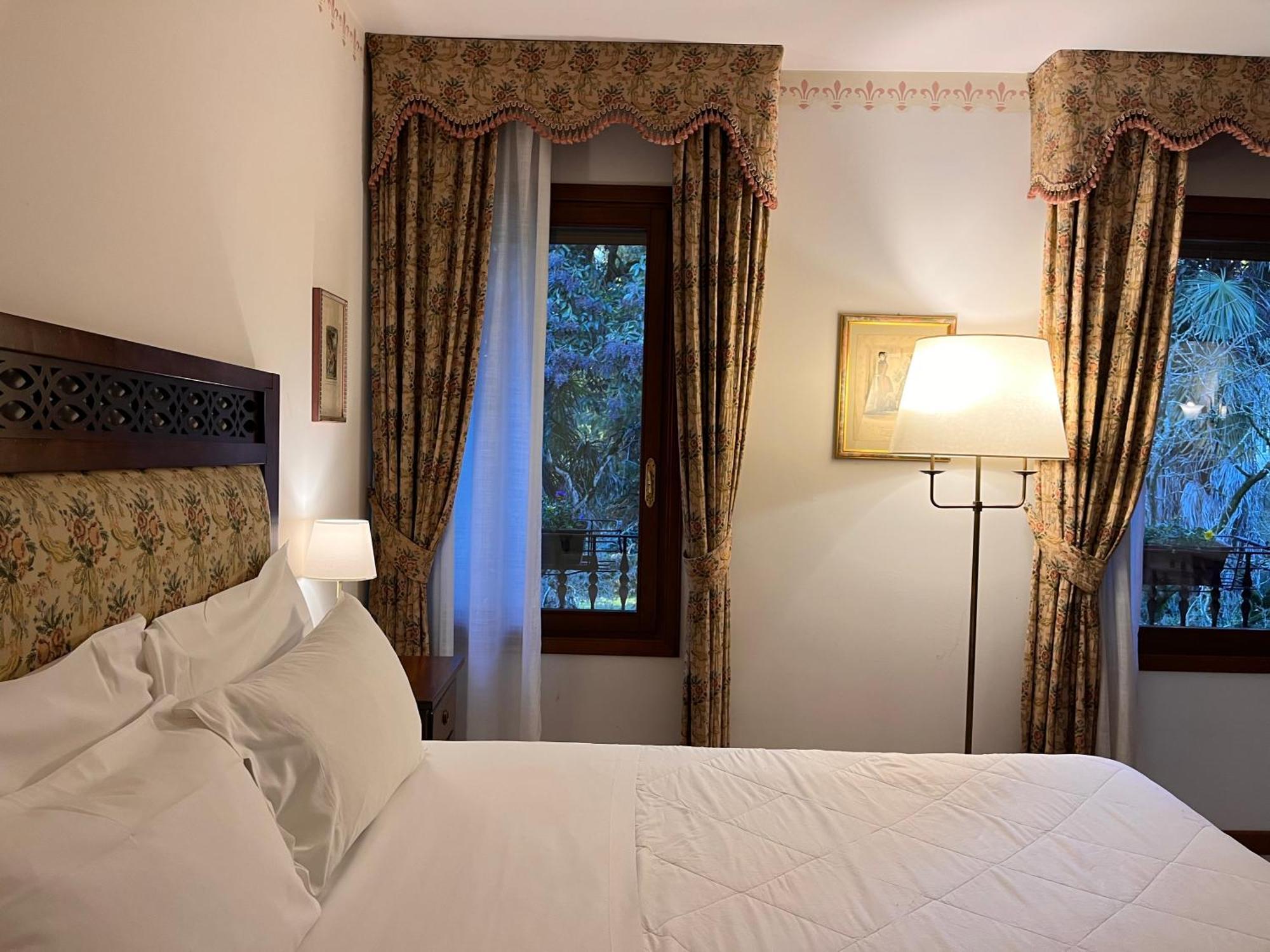 Hotel Villa Luppis Pasiano Di Pordenone エクステリア 写真