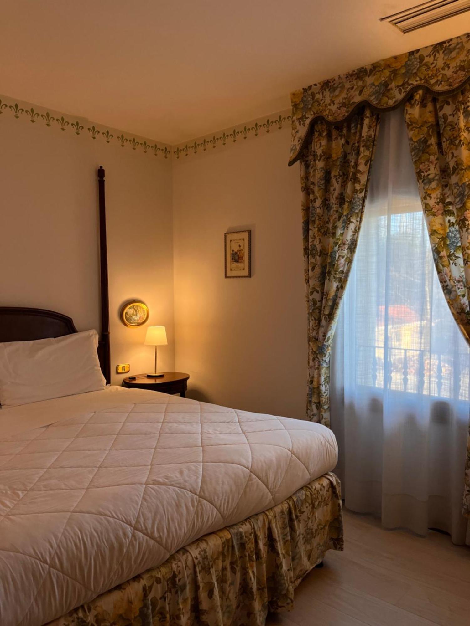 Hotel Villa Luppis Pasiano Di Pordenone エクステリア 写真